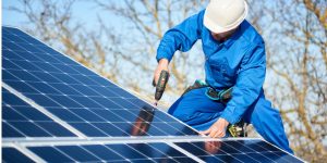 Installation Maintenance Panneaux Solaires Photovoltaïques à Liancourt